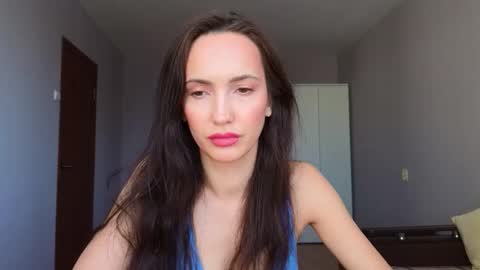 Lillian online show from 02-11-26, 08:30