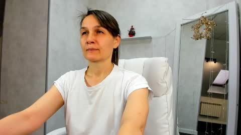 Snapshot of lillian_white1 chatting on 01-09-25, 07:52 lillian_white1 online show from 01-09-25, 07:52