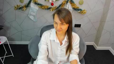 Snapshot of lillian_white1 chatting on 01-10-25, 09:13 lillian_white1 online show from 01-10-25, 09:13