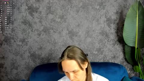 Snapshot of lillian_white1 chatting on 02-24-25, 07:00 lillian_white1 online show from 02-24-25, 07:00
