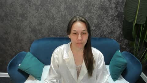 Snapshot of lillian_white1 chatting on 03-03-25, 02:15 lillian_white1 online show from 03-03-25, 02:15