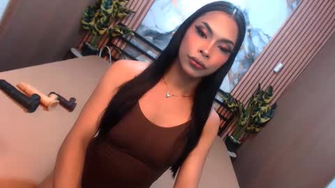 Snapshot of lilliana_emerald chatting on 02-26-26, 09:03 Lilianna online show from 02-26-26, 09:03