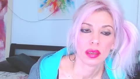 Lara online show from 03-05-25, 07:27