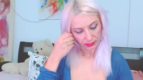 Lara online show from 10-07-25, 11:35