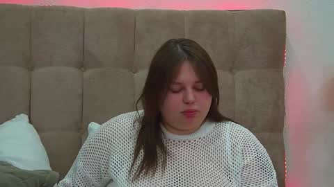 Snapshot of lillianhaig chatting on 02-01-25, 06:40 LillianHaig online show from 02-01-25, 06:40