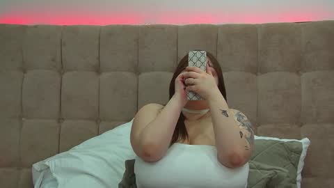 Snapshot of lillianhaig chatting on 02-01-25, 09:51 LillianHaig online show from 02-01-25, 09:51