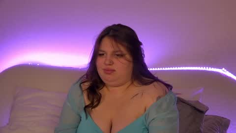 Snapshot of lillianhaig chatting on 02-06-25, 08:34 LillianHaig online show from 02-06-25, 08:34