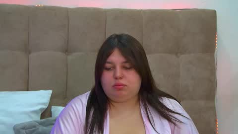 Snapshot of lillianhaig chatting on 03-02-25, 06:51 LillianHaig online show from 03-02-25, 06:51