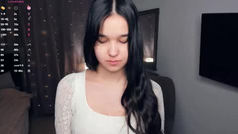 Celina Lillie online show from 01-19-26, 07:34