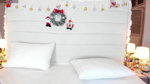 Snapshot of lilly_2809_ chatting on 12-14-24, 04:12 Lizeth follow me in my igimlilycute 3 online show from 12-14-24, 04:12