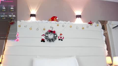 Snapshot of lilly_2809_ chatting on 12-20-24, 10:16 Lizeth follow me in my igimlilycute 3 online show from 12-20-24, 10:16