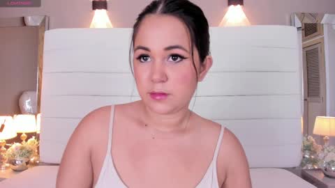 Snapshot of lilly_2809_ chatting on 03-12-25, 03:57 Lizeth follow me in my igimlilycute 3 online show from 03-12-25, 03:57