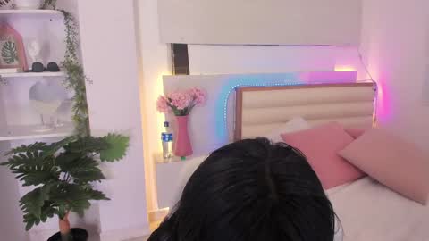 Sweety Lilly Love  online show from 12-05-24, 03:28