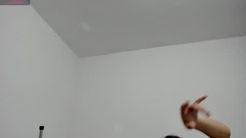 Snapshot of lilly_kinky chatting on 01-16-25, 01:27 Lilly  online show from 01-16-25, 01:27