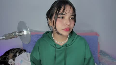 Snapshot of lilly_kinky chatting on 01-26-25, 02:35 Lilly  online show from 01-26-25, 02:35