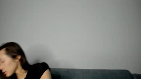 Snapshot of lilly_sweeet chatting on 02-21-26, 04:02 lilly online show from 02-21-26, 04:02