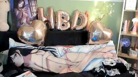 Snapshot of lilly_sweet02 chatting on 12-16-25, 12:04 lilly_sweet02 online show from 12-16-25, 12:04