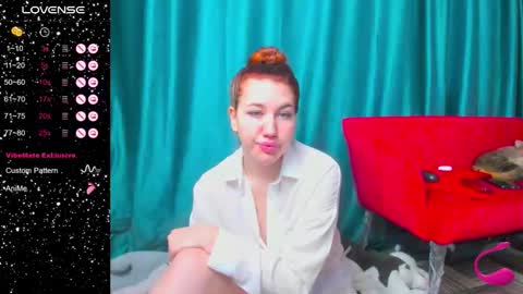 lillylover_ online show from 10-10-25, 01:59
