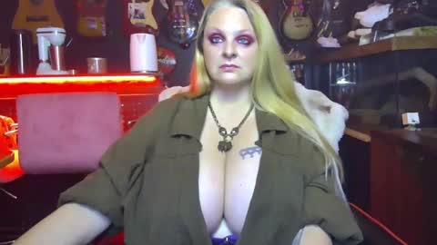 Lillyth Eden online show from 10-01-25, 05:35