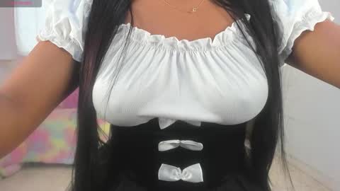 lillyy16 online show from 11-12-25, 11:10