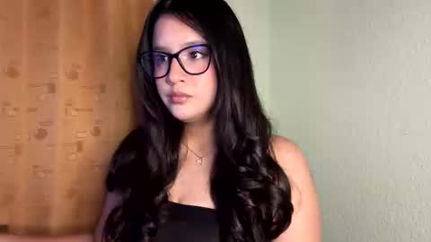 lilprincessxoxo_ online show from 01-28-25, 02:32