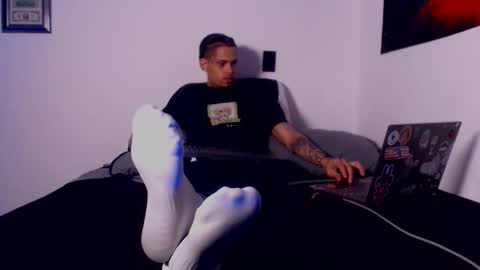  ONLYFANS   online show from 10-25-25, 04:42