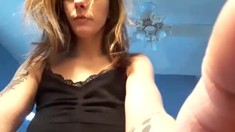 Snapshot of lilsirens11ut chatting on 12-04-25, 04:38 lilsirens11ut online show from 12-04-25, 04:38