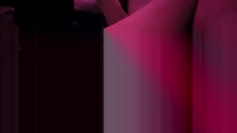 Snapshot of lilstoner69 chatting on 12-16-25, 11:04 Shay online show from 12-16-25, 11:04