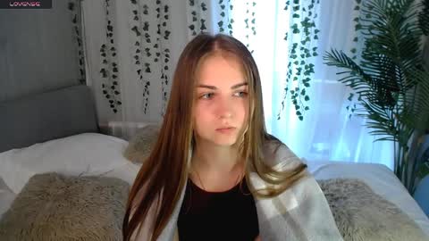 lilu__moon online show from 04-09-26, 06:02