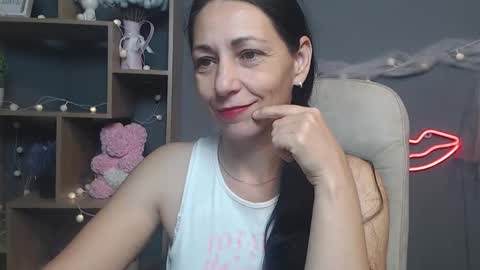 lilugrants online show from 09-20-25, 06:53