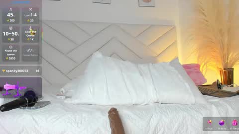   online show from 02-25-25, 08:19