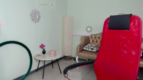 Lily online show from 01-22-25, 10:40