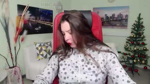 Lily online show from 01-07-26, 04:48