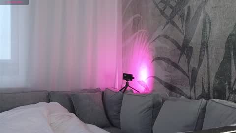 Lily online show from 12-04-24, 06:22