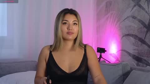 Lily online show from 12-06-24, 05:42