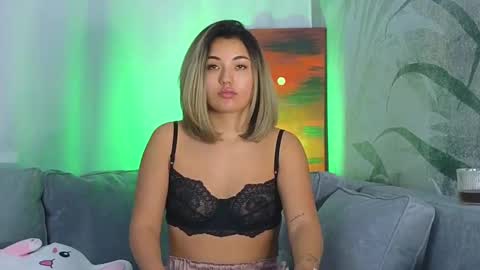 Lily online show from 02-09-25, 04:18