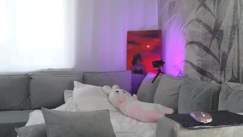 Lily online show from 03-02-25, 06:05