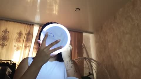 Lily online show from 01-18-26, 07:01