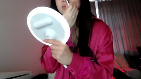 Snapshot of lily_litle chatting on 02-06-26, 10:51 Lily Litle online show from 02-06-26, 10:51