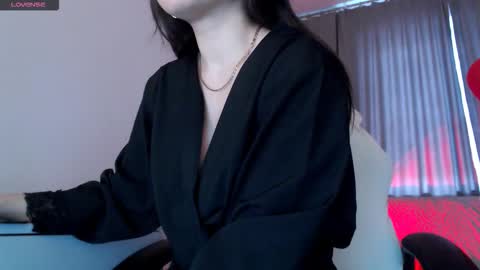 Snapshot of lily_litle chatting on 02-19-26, 09:38 Lily Litle online show from 02-19-26, 09:38