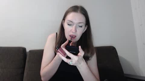 Snapshot of lily_love_x chatting on 11-05-25, 12:10 lily_love_x online show from 11-05-25, 12:10