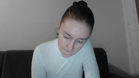 Snapshot of lily_love_x chatting on 11-10-25, 10:09 lily_love_x online show from 11-10-25, 10:09