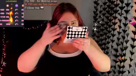 Elina  online show from 10-12-25, 10:20