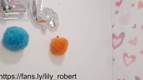 Lily Roberts online show from 09-20-25, 03:51