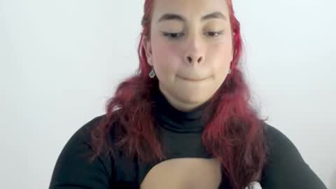 Lily Roberts online show from 12-20-25, 03:13