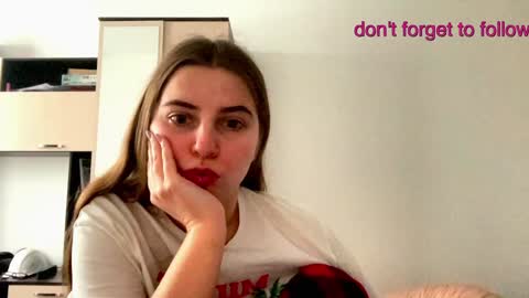 Lily online show from 12-19-24, 11:29