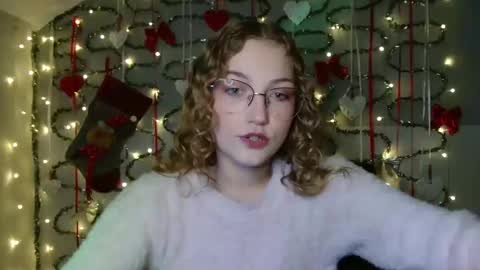 small lily online show from 12-18-25, 06:25