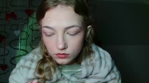 small lily online show from 01-14-26, 07:03