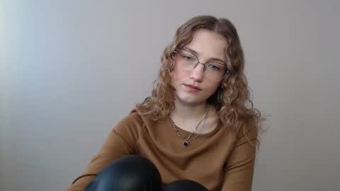 small lily online show from 02-27-26, 07:08