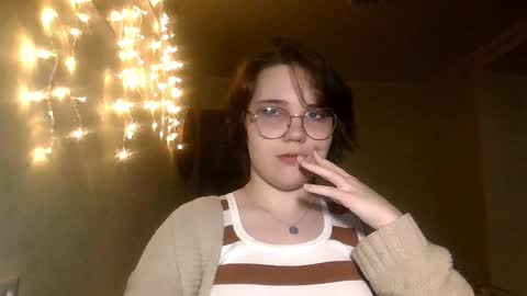 Lily online show from 01-12-26, 06:02